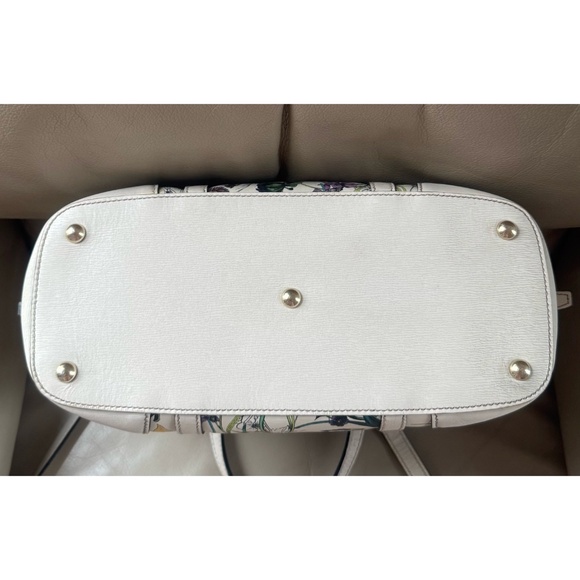 Authentic Gucci Floral Canvas White Leather Dome Satchel Crossbody Bag - Picture 6 of 15